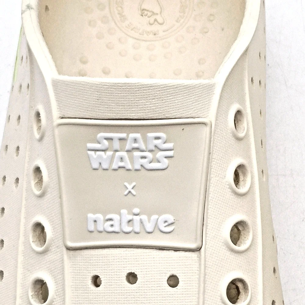 Native Disney Star Wars Grogu Jefferson Slip on Shoes Men's 7 /Women's 9 Beige